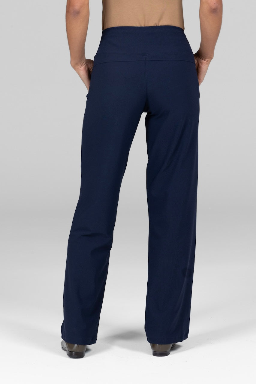 TRAVELER PANT: MARINE NAVY