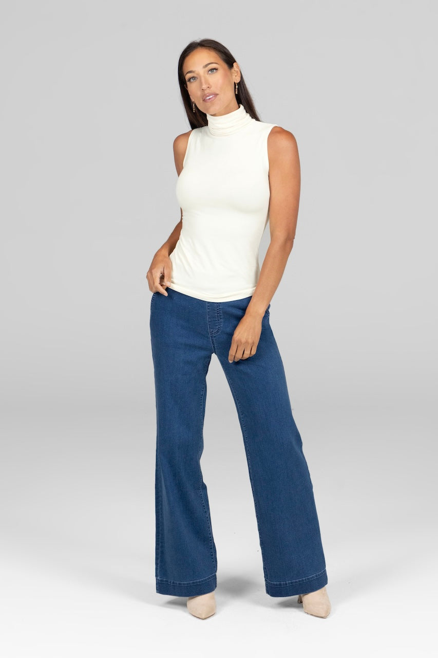 VERONICA STRETCH DENIM TROUSER: LIGHT WASH