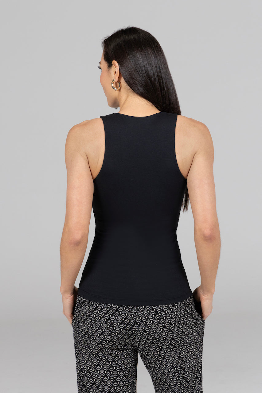 Back view of the Travel Tank in black, highlighting the sleek design and comfortable fit that enhances its stylish appeal.