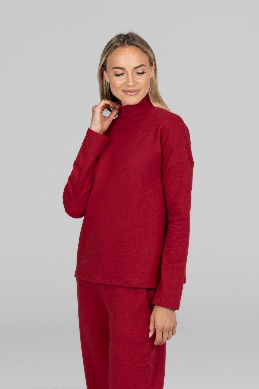 COZY TERRY PULL-OVER: RED